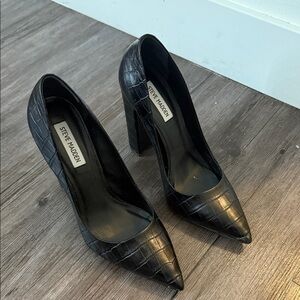 Steve Madden Black Croc-Patterned Heels